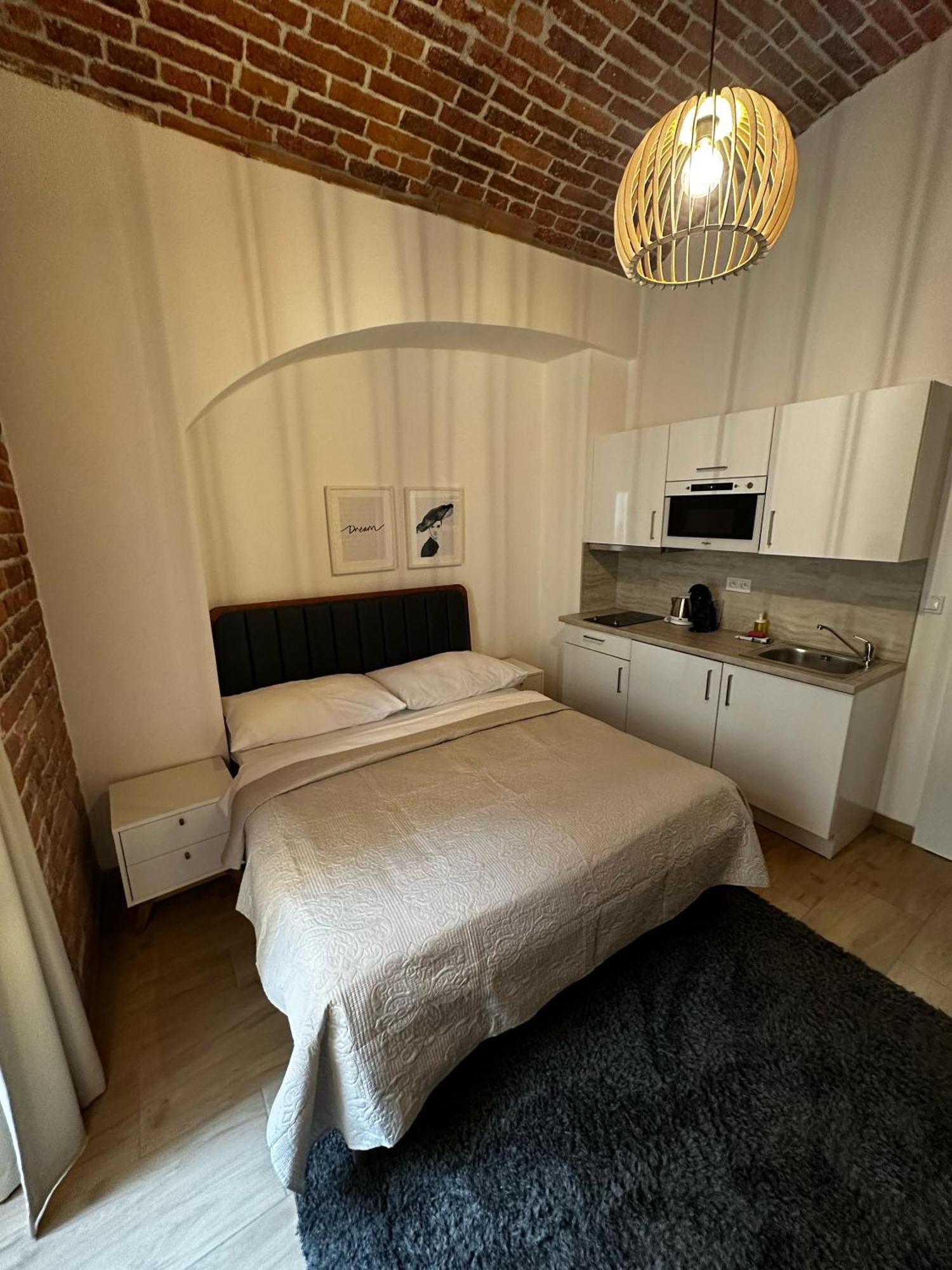 Rasinovo Nabrezi - Riverside Residence ปราก ภายนอก รูปภาพ