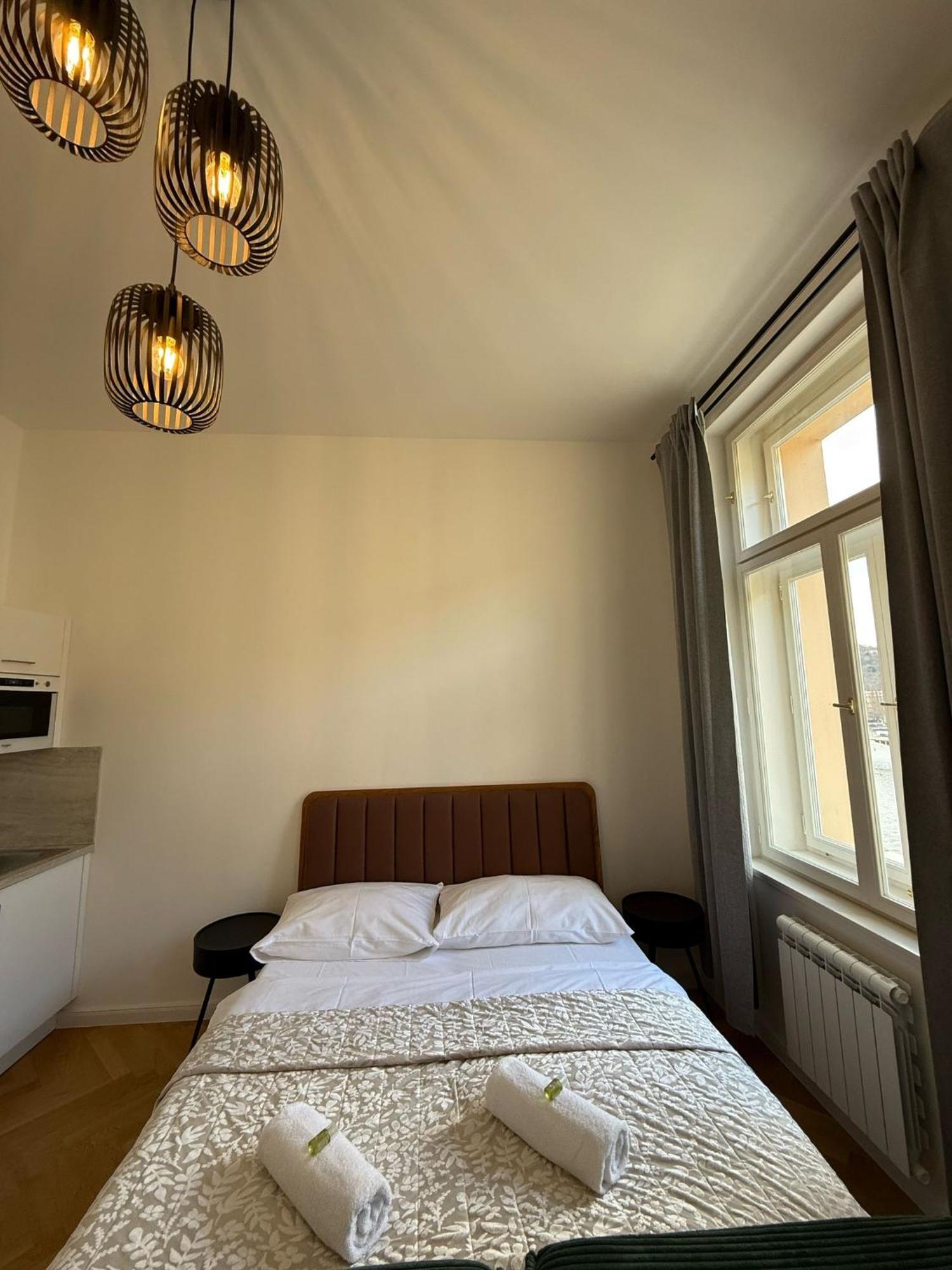 Rasinovo Nabrezi - Riverside Residence ปราก ภายนอก รูปภาพ
