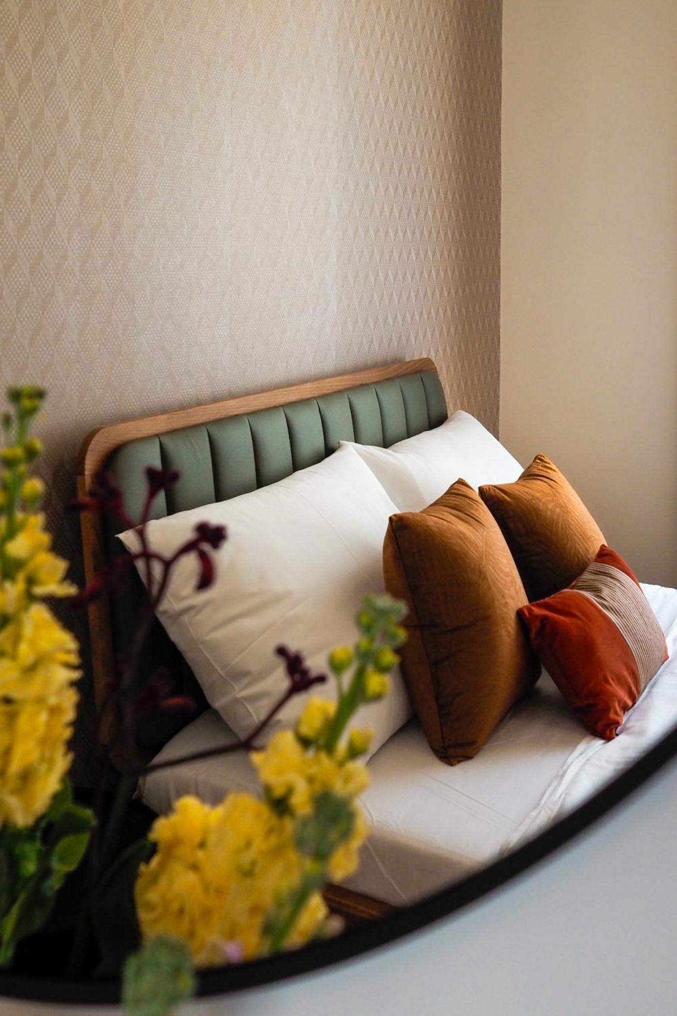 Rasinovo Nabrezi - Riverside Residence ปราก ภายนอก รูปภาพ